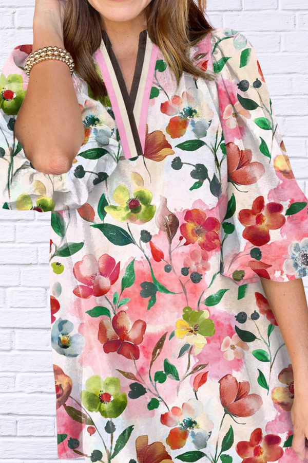 Breezy Elegance – Floral Print Notched Tunic Dress