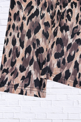 Round Neck Top and Leopard Pants Set – Women’s Two-Piece Casual Chic Outfit for Everyday Style