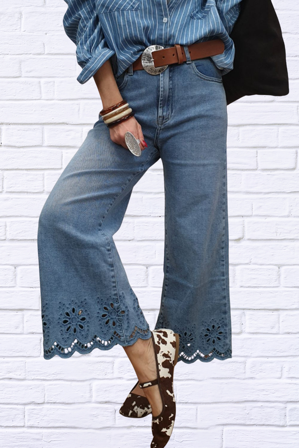 Lace Detail Cropped Wide Leg Jeans
