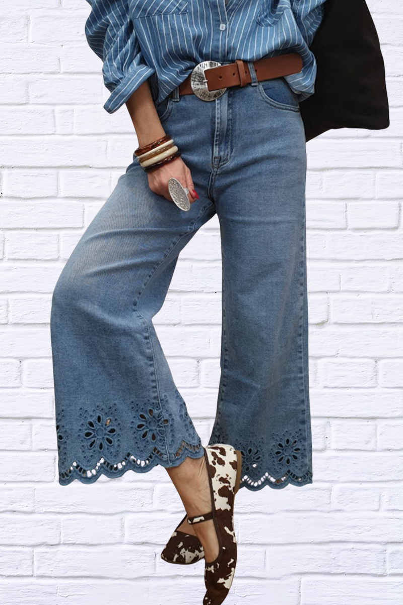 Lace Detail Cropped Wide Leg Jeans