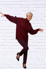 Turtleneck Dropped Shoulder Sweater – Women’s Oversized Knit Pullover for Cozy Effortless Style