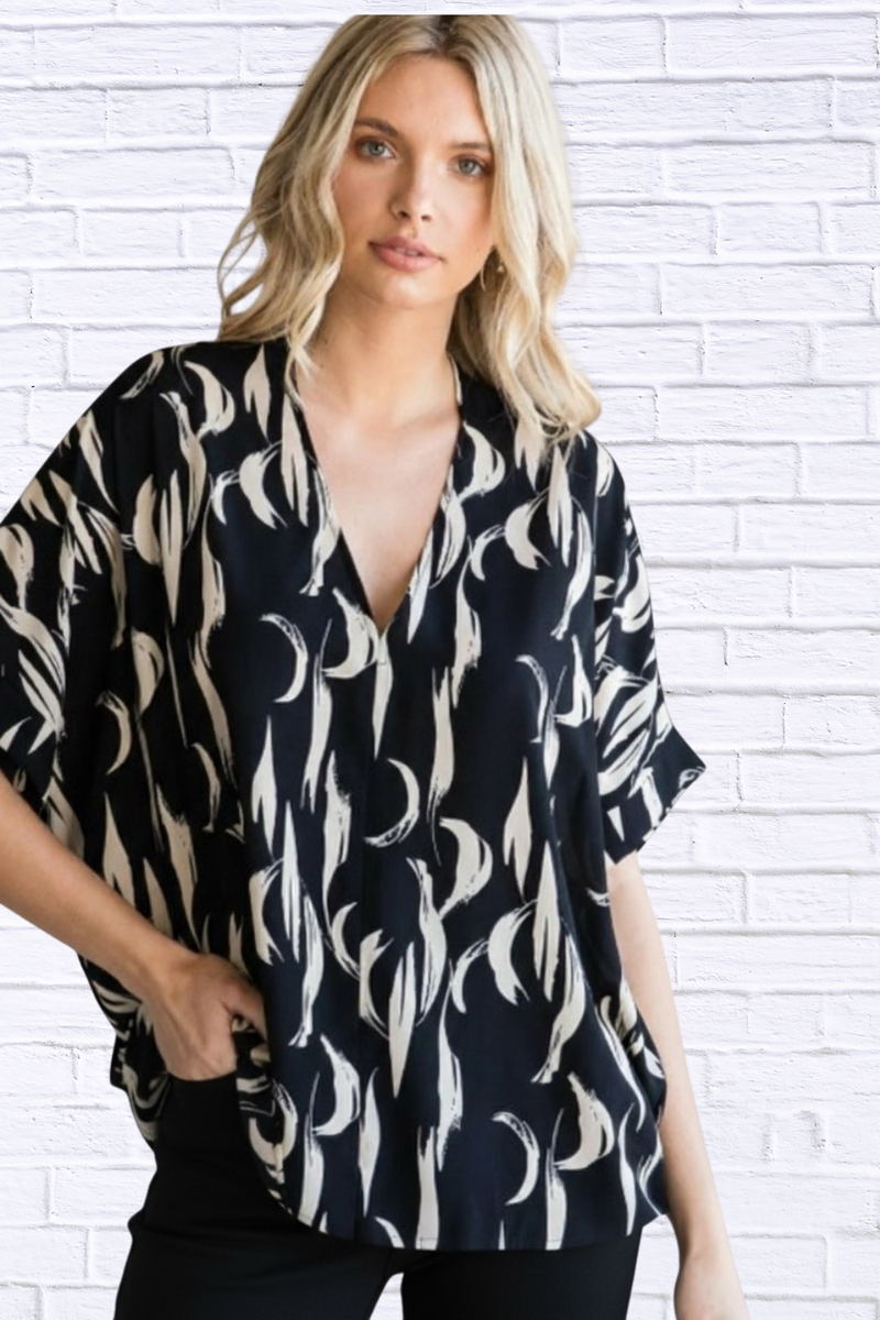 Jodifl Black and Cream Relaxed Top