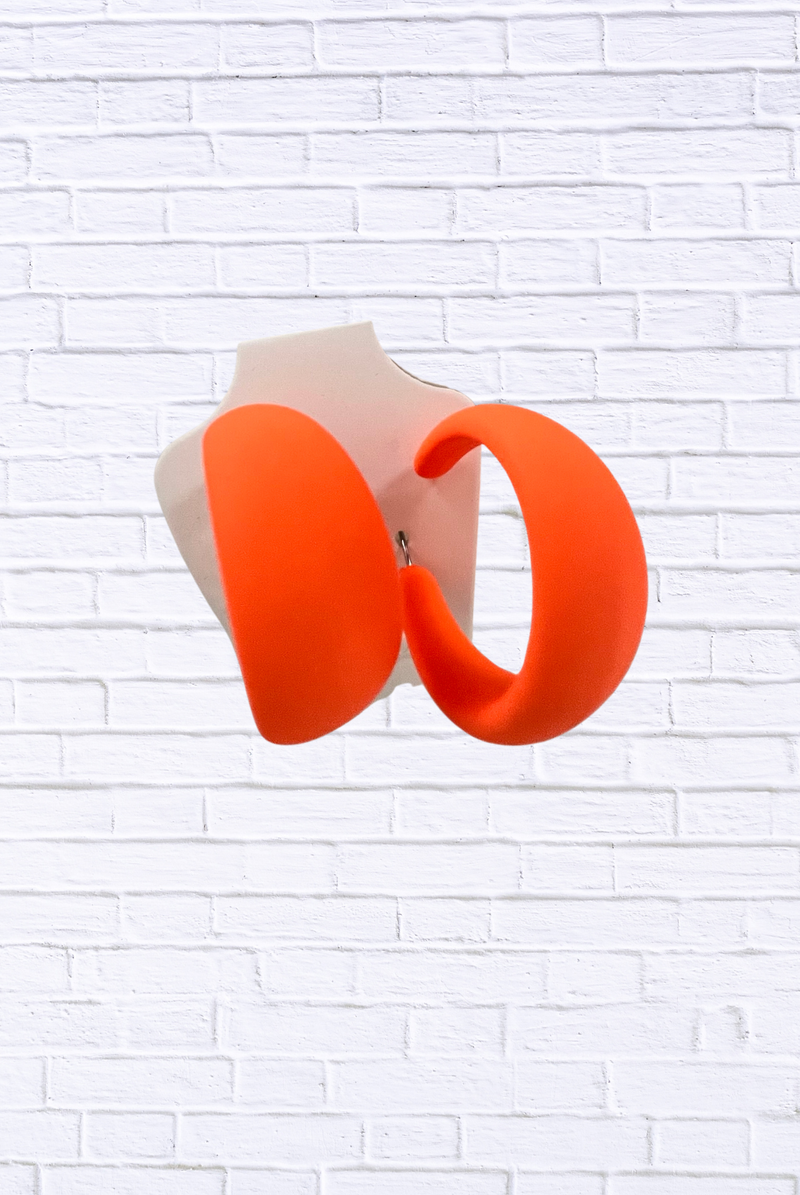 Bold Matte Hoop Earrings – Modern Statement Fashion Jewelry